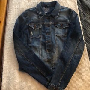 Guess cropped jean jacket